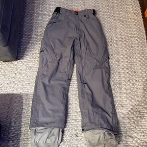 Foursquare snowboarding pants. Size small. In good condition. Keeps you warm/dry